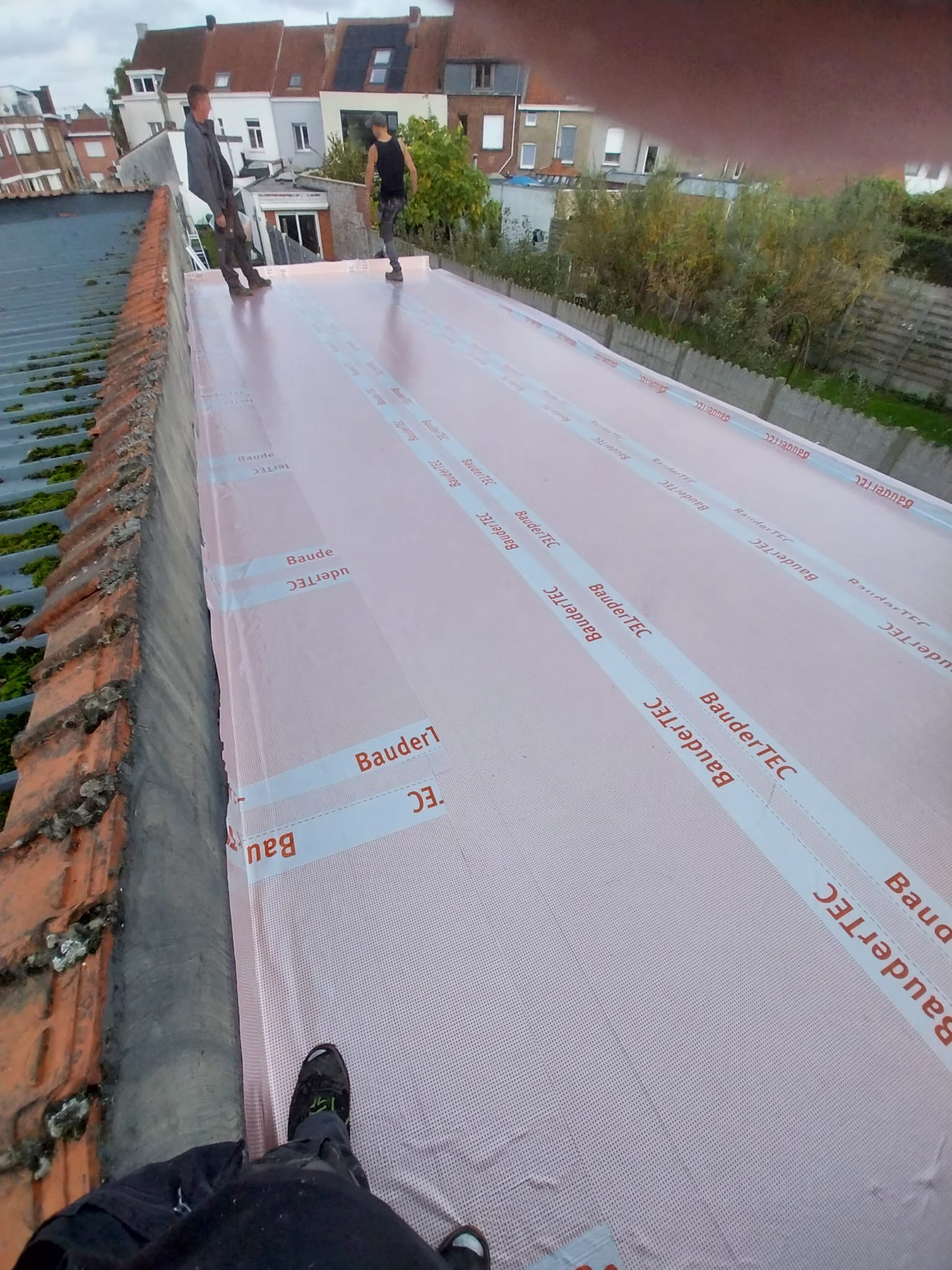 4a381421 e815 4c8e acb5 61e4c65821b2