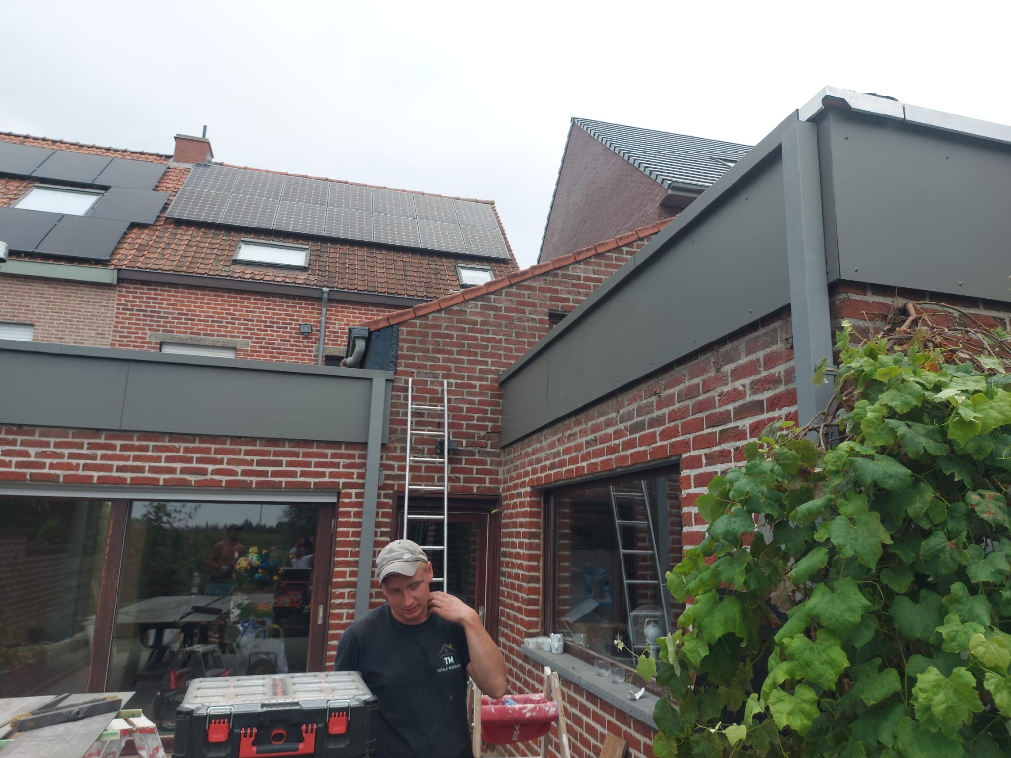 a077104d 0c23 4929 a6b7 25474a4273f2