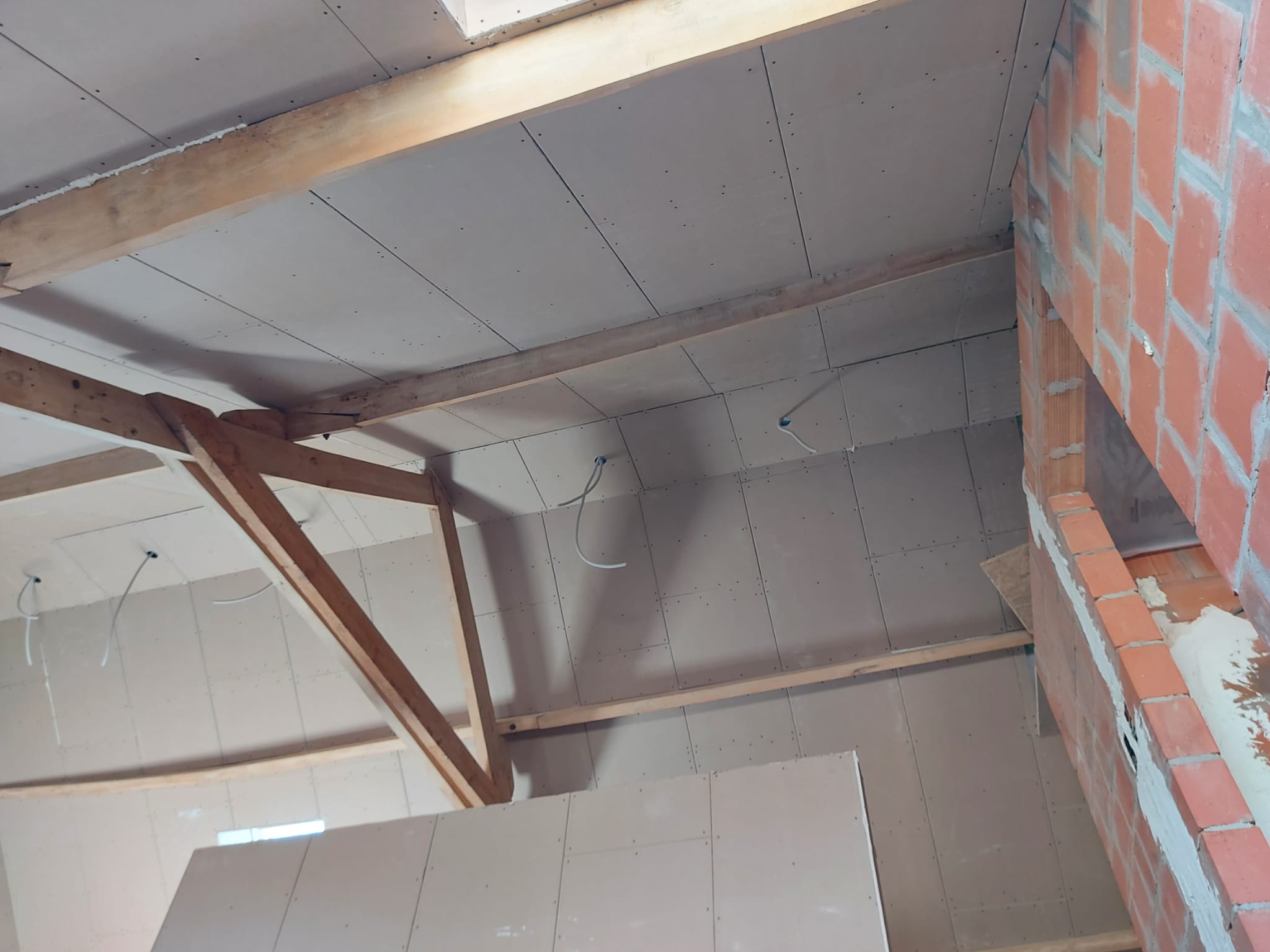 c75dc750 514a 4a1f 9799 5309e7845815