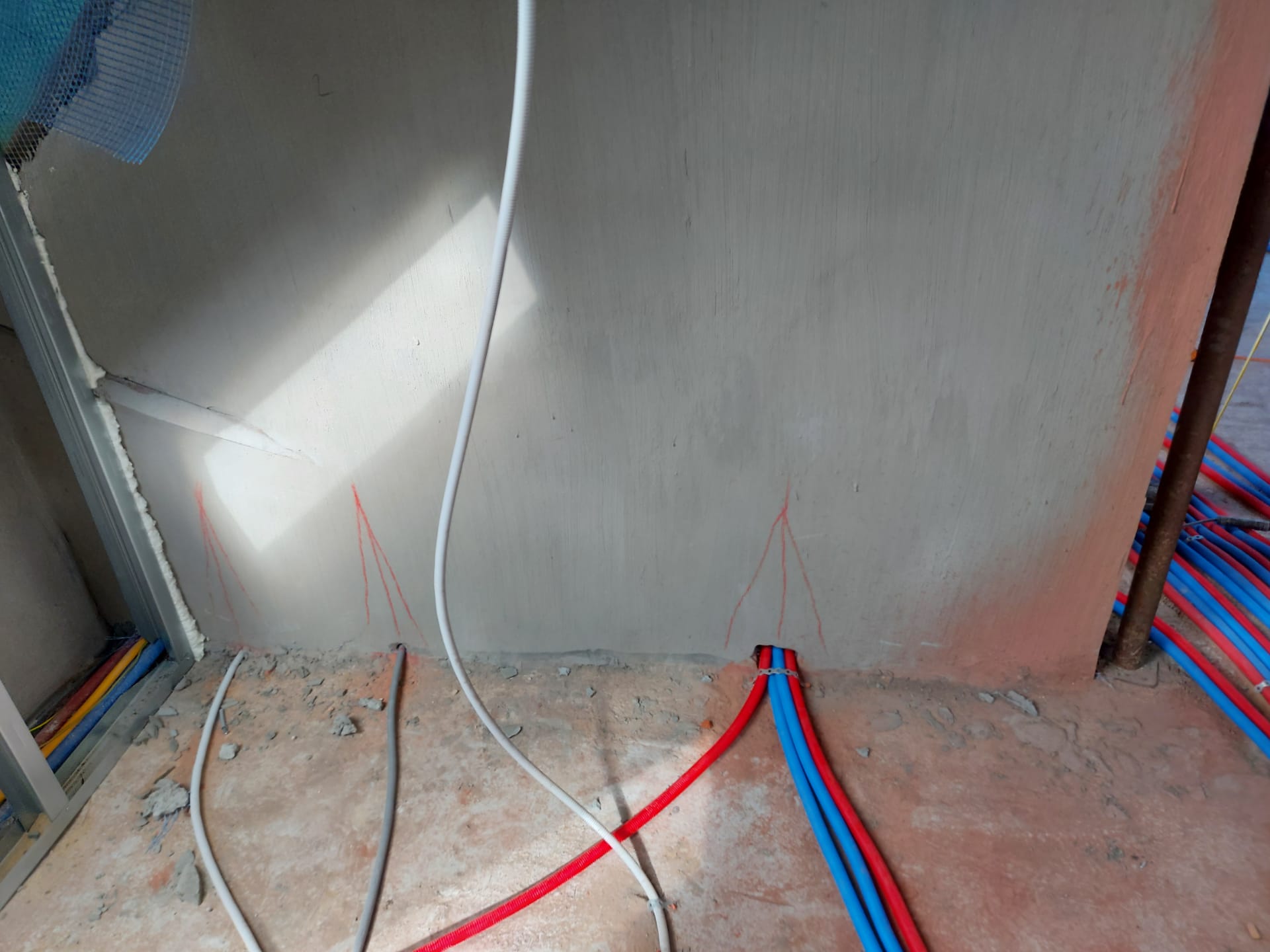 e3e99ffa a254 424d 99d0 3d06d8287473