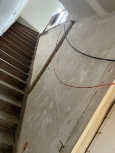 f3569fdf e660 46e9 8b90 03a4b6fb692b